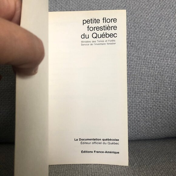 VINTAGE 1974 Petite Flore Forestière du Québec Flora Identification Pocket Book - Picture 4 of 12
